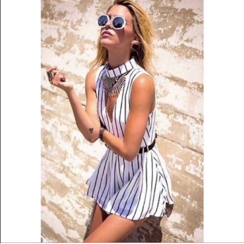 LF RUMOR BOUTIQUE ROMPER - Picture 6 of 6